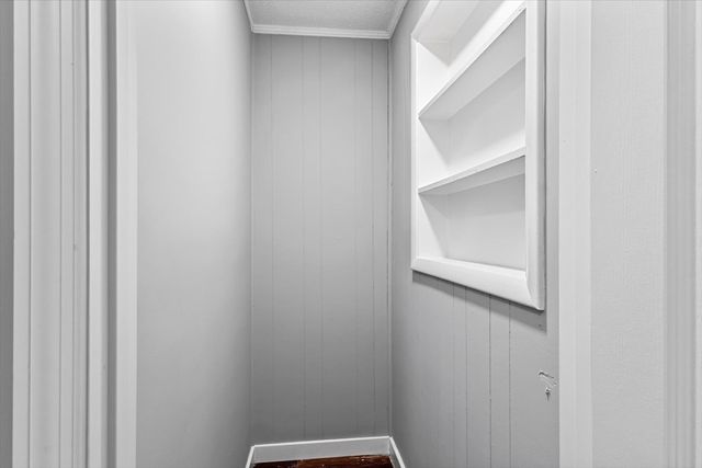 861 E Happy Hollow Dr, Clarksville, TN 37040