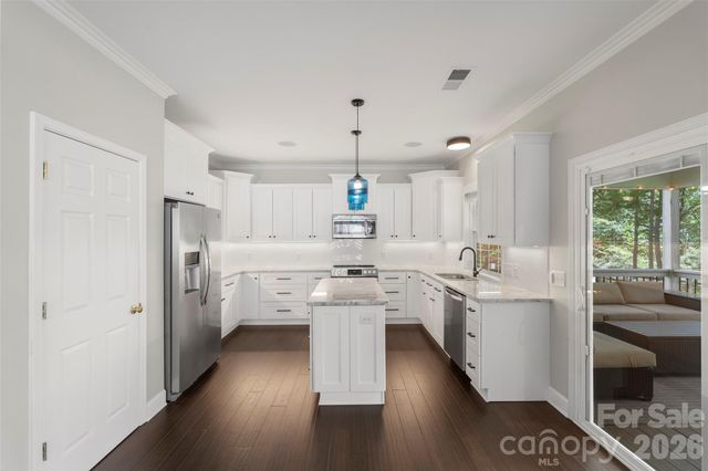 7627 Annbick Lane, Charlotte, NC 28269