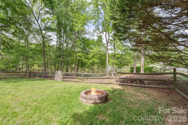 7627 Annbick Lane, Charlotte, NC 28269