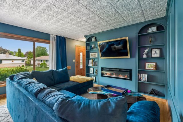 4917 Monroe Street NE, Columbia Heights, MN 55421