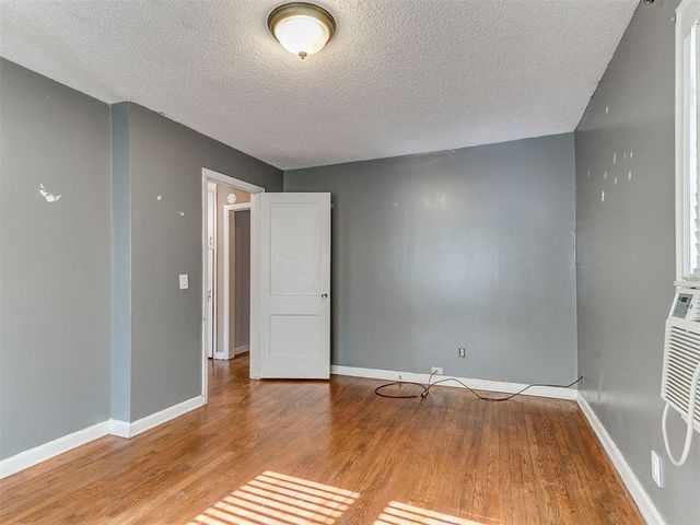 3925 NW 25 Street, Oklahoma City, OK 73107