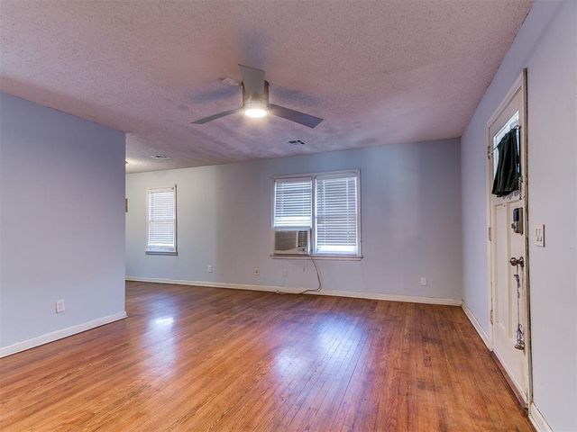 3925 NW 25 Street, Oklahoma City, OK 73107