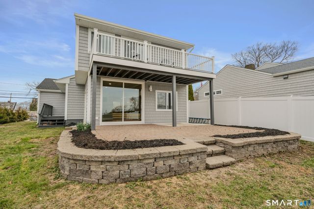 1092 Ocean Avenue, New London, CT 06320