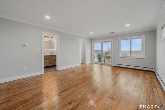 1092 Ocean Avenue, New London, CT 06320