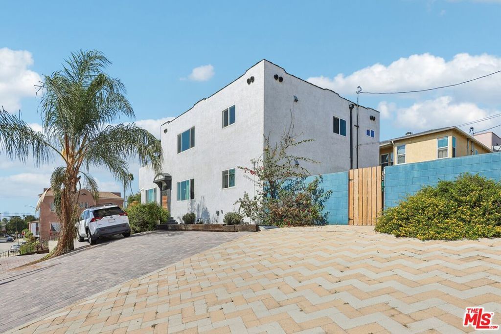 2048 S Harcourt Avenue, Los Angeles, CA 90016 — photo 3