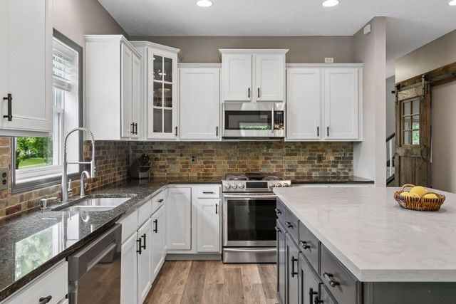 18934 63rd Place N, Maple Grove, MN 55311