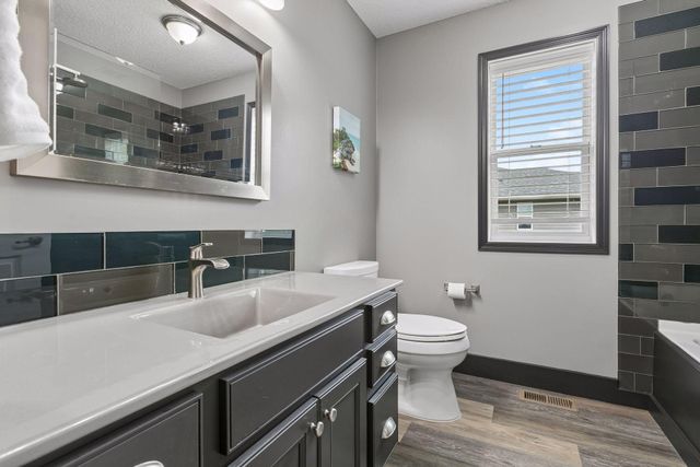 18934 63rd Place N, Maple Grove, MN 55311