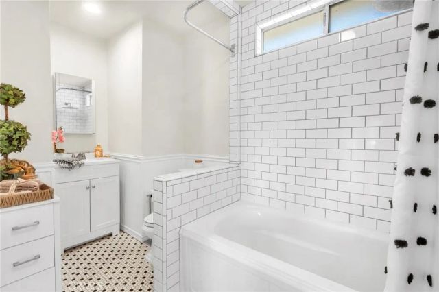 10646 Scott, Whittier, CA 90603