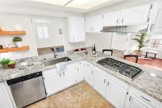 10646 Scott, Whittier, CA 90603