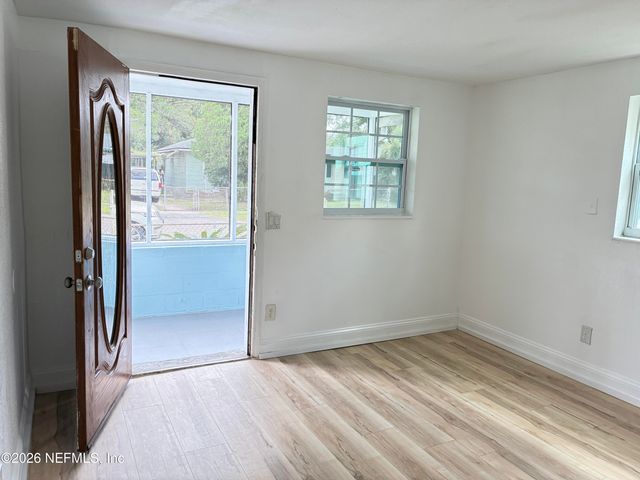 1881 W 4TH Street, Jacksonville, FL 32209