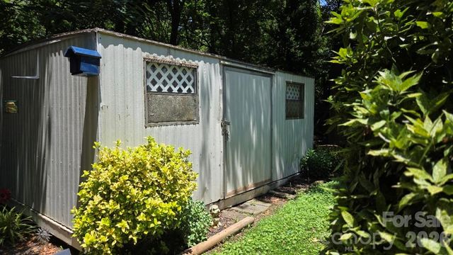 809 Alexander Street, Lincolnton, NC 28092