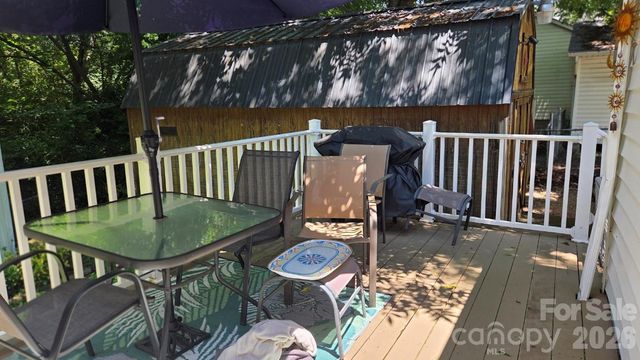 809 Alexander Street, Lincolnton, NC 28092