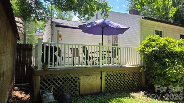 809 Alexander Street, Lincolnton, NC 28092
