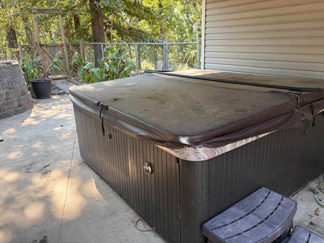 7026 Carter Lane, Benton, AR 72019