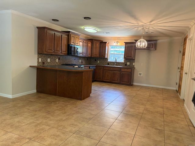 7026 Carter Lane, Benton, AR 72019