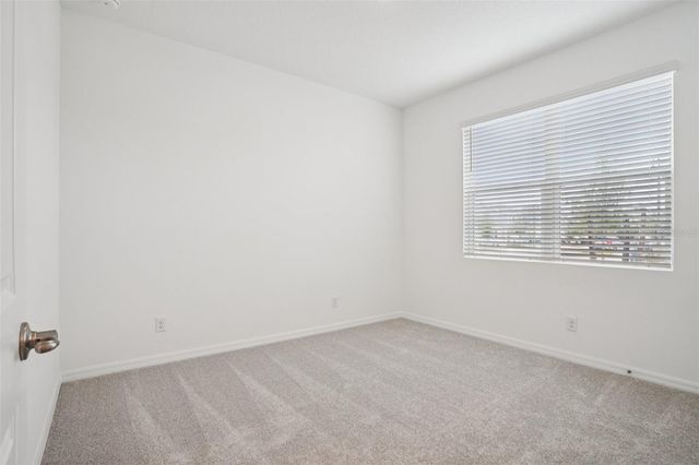 700 FARFIELDS STREET, Deland, FL 32720