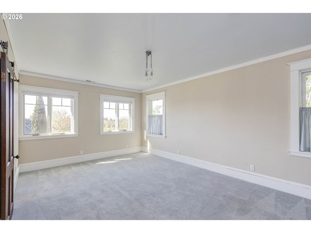 410 W GRANT St, Carlton, OR 97111