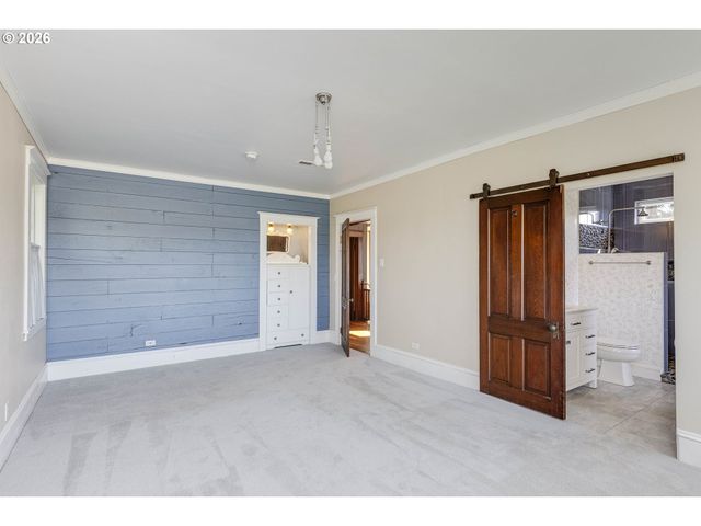 410 W GRANT St, Carlton, OR 97111