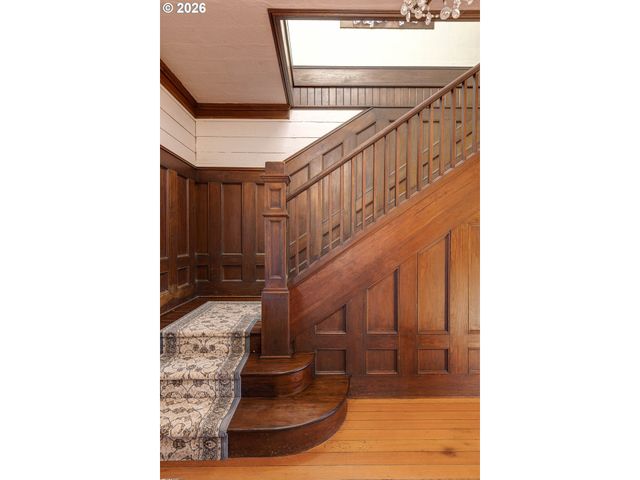 410 W GRANT St, Carlton, OR 97111