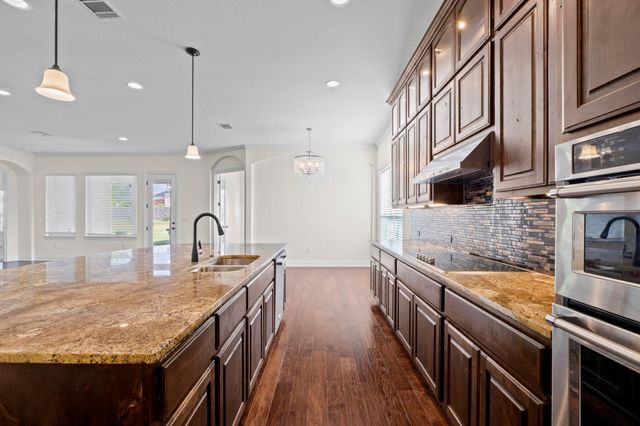 200 TATE LN, Round Rock, TX 78626