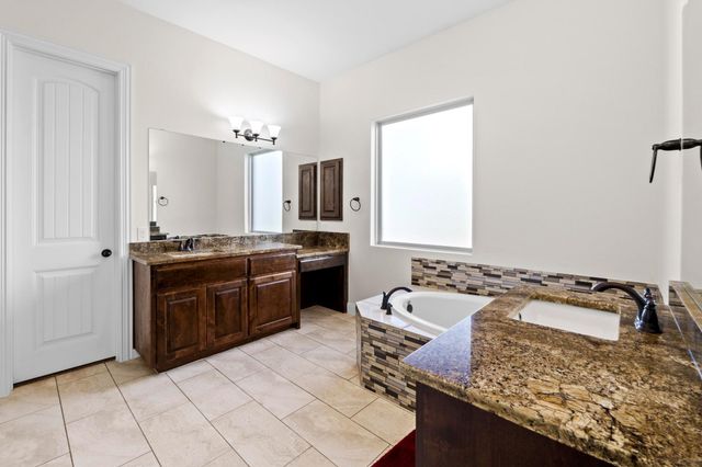 200 TATE LN, Round Rock, TX 78626