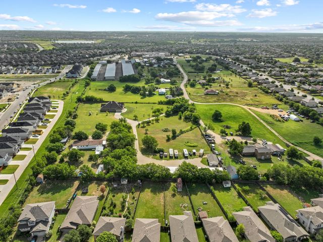 200 TATE LN, Round Rock, TX 78626