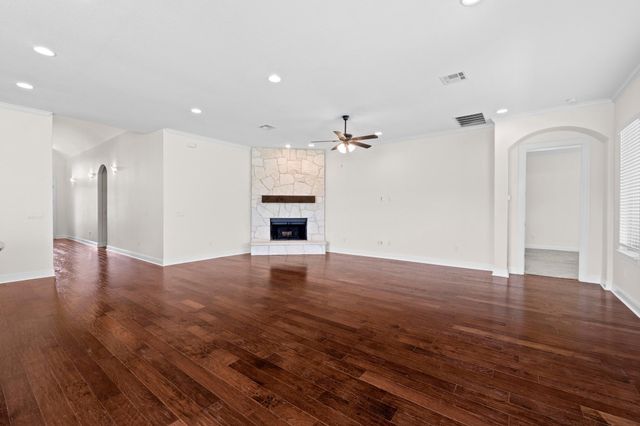 200 TATE LN, Round Rock, TX 78626