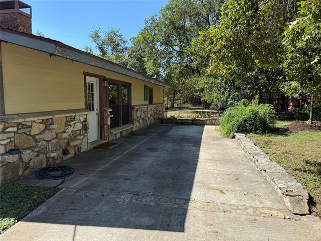 47 Presidio RD, Wimberley, TX 78676