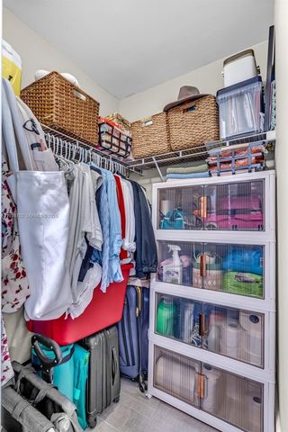 20367 W Country Club Dr L25, Aventura, FL 33180