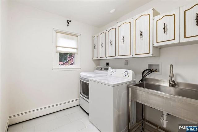42 Aberdeen Avenue, Wayne, NJ 07470