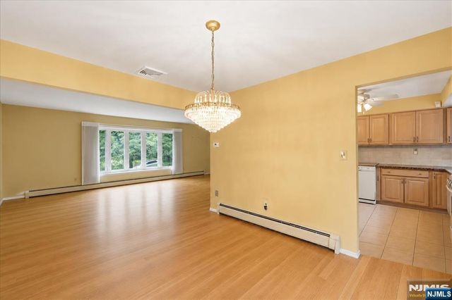42 Aberdeen Avenue, Wayne, NJ 07470