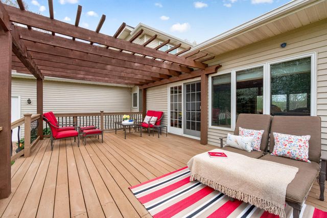 23245 Itasca Avenue N, Forest Lake, MN 55025