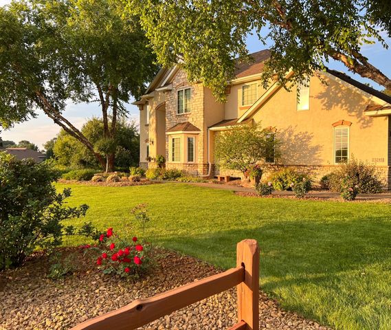 23245 Itasca Avenue N, Forest Lake, MN 55025