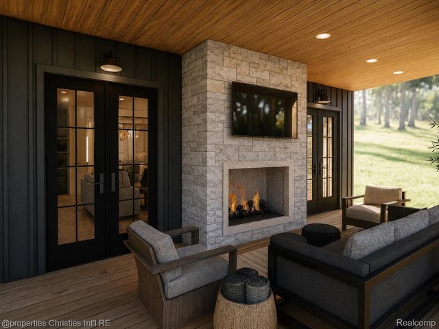 2330 FAIRWAY Drive, Birmingham, MI 48009