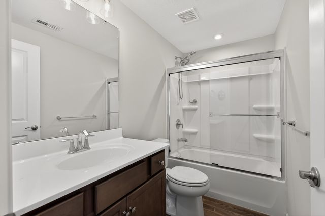 2201 Ridgeline Drive, Hebron, KY 41048