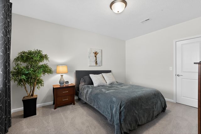 2201 Ridgeline Drive, Hebron, KY 41048