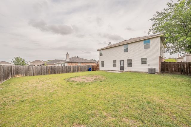 1420 Krista Drive, Burleson, TX 76028