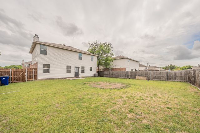 1420 Krista Drive, Burleson, TX 76028