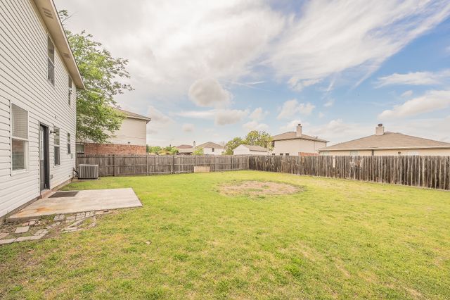 1420 Krista Drive, Burleson, TX 76028