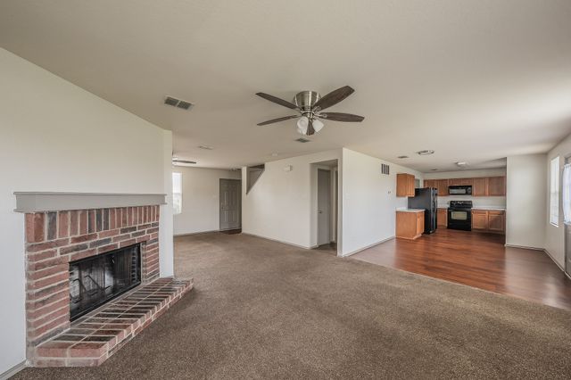 1420 Krista Drive, Burleson, TX 76028