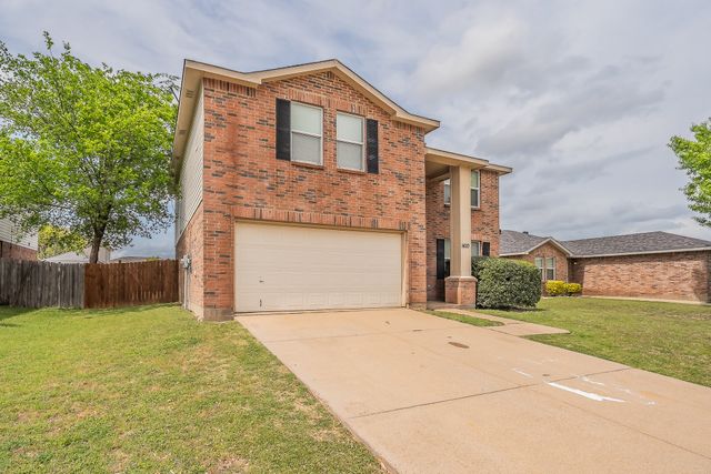 1420 Krista Drive, Burleson, TX 76028