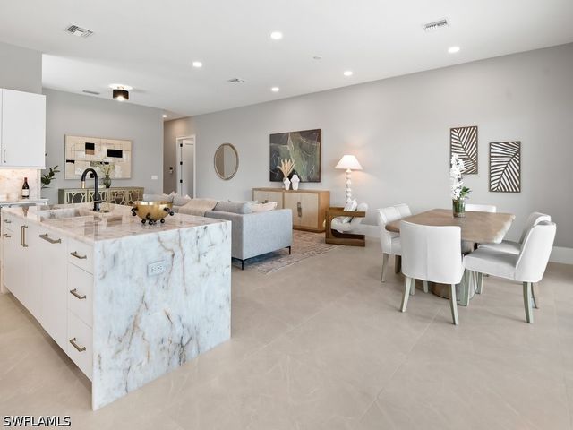 10702 6th ST, Naples, FL 34108
