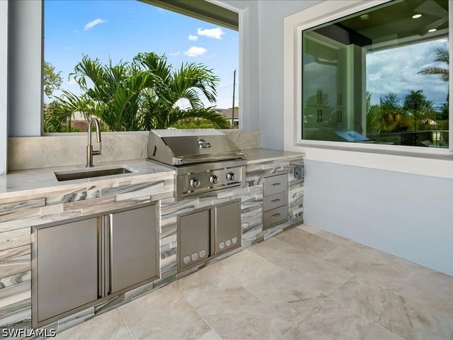10702 6th ST, Naples, FL 34108