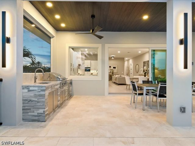 10702 6th ST, Naples, FL 34108