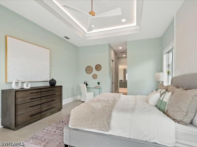 10702 6th ST, Naples, FL 34108