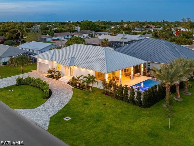 10702 6th ST, Naples, FL 34108