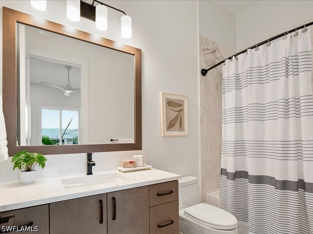 10702 6th ST, Naples, FL 34108
