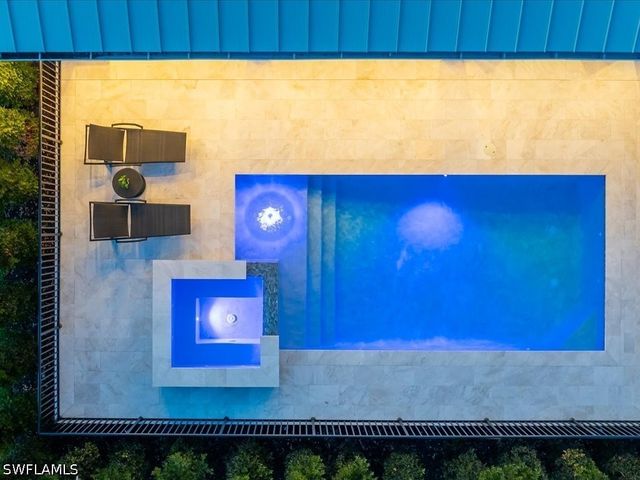 10702 6th ST, Naples, FL 34108