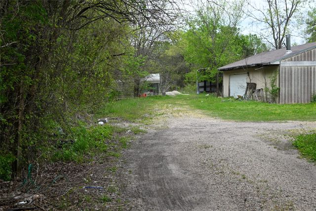 1997 County Road 655, Farmersville, TX 75442