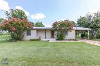 333 Avenue A, Lawn, TX 79530